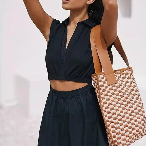 By Anthropologie Short-Sleeve Cutout Mini Dress Solid Black Resort XL NEW 274109 - Picture 2 of 8